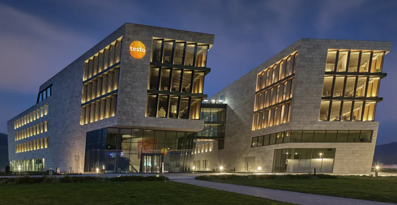 Штаб — квартира компании Testo в Верхнем Шварцвальде shtab--kvartira-kompanii-testo-v-verhnem-shvarcvalde.png