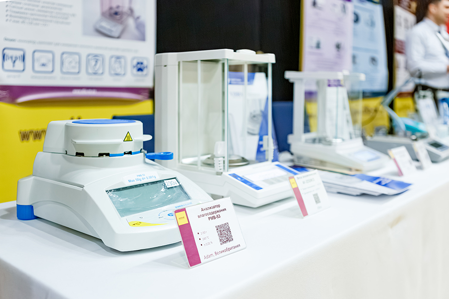 Анализаторы и весы в секции "Спектральное, электрохимическое и весовое оборудование"