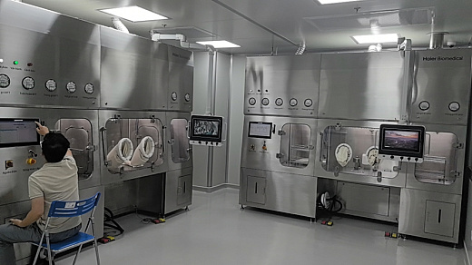 Изолятор стерильный HGL-1800 (DR), Haier. Вариант исполнения - два перчаточных входа, два шлюза